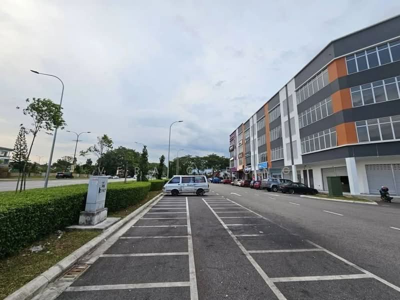 Shop / Office for Rent in Austin Crest (Johor Bahru) - Vera Cheong - Exterior - PropertyGuru.com.my