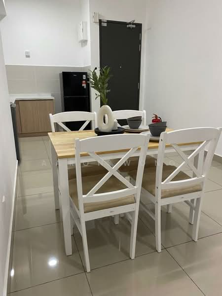 Service Residence for Sale at M Oscar - Aaron Wong - Dining Room - PropertyGuru.com.my