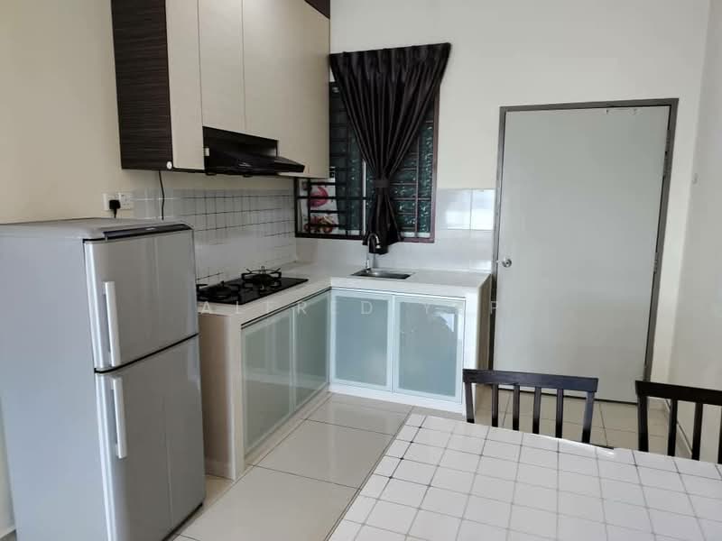 Apartment for Rent at Zennith Suites (Pangsapuri Kebun Teh) - Alfred Yap - Kitchen - PropertyGuru.com.my