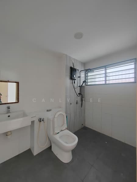 Rumah Teres 2-Tingkat untuk Disewa di Kota Bayuemas (Klang) - Canly Tee - Bathroom - PropertyGuru.com.my