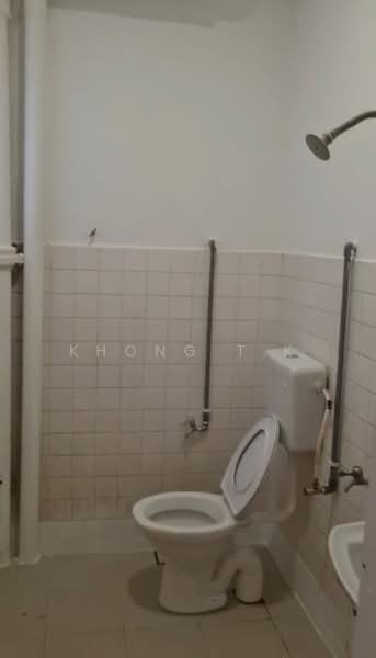 2-storey Terraced House for Rent in Petaling Jaya (Selangor) - Khong T.K - Bathroom - PropertyGuru.com.my
