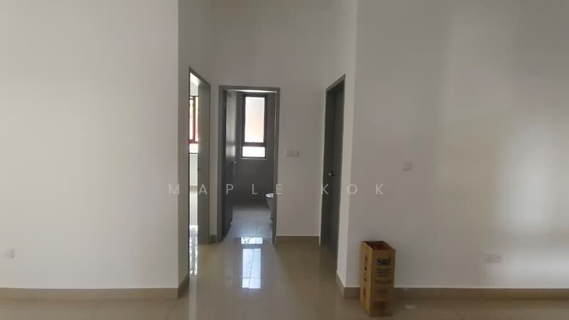 2-storey Terraced House for Sale in Elmina (Shah Alam) - Maple Kok - Corridor - PropertyGuru.com.my