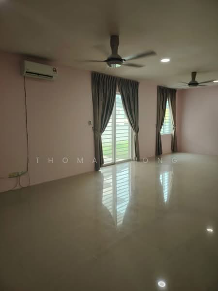 2-storey Terraced House for Rent in Samarahan (Sarawak) - Thomas Tong - Living Room - PropertyGuru.com.my