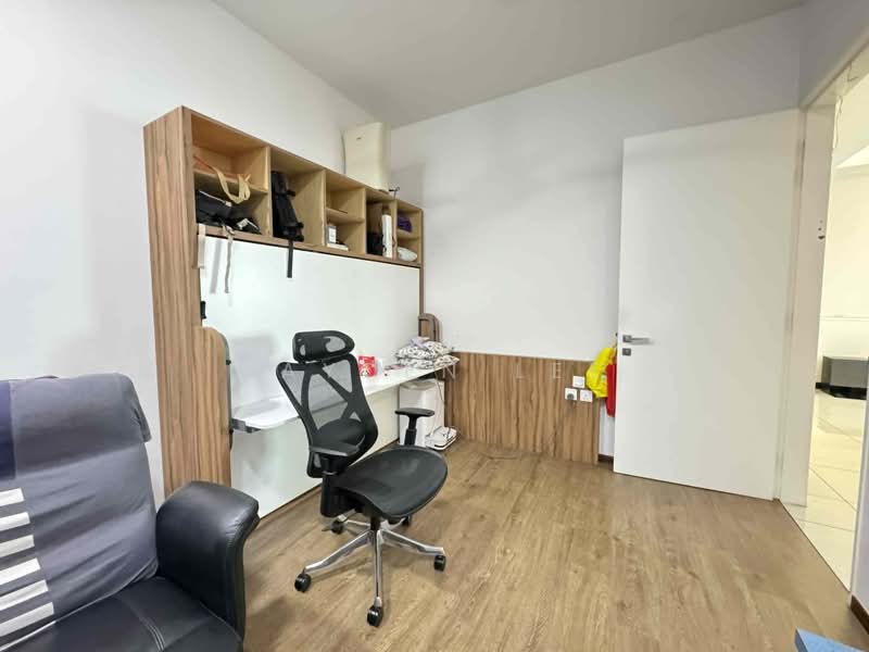 Kondominium untuk Dijual di Sky Condominium (Skyz Residence) - Jayden Lee - Study - PropertyGuru.com.my