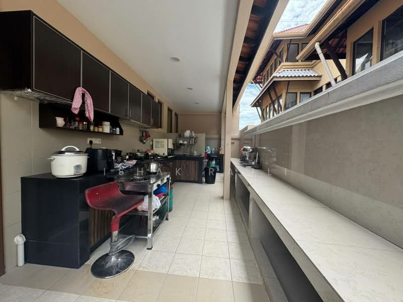 Rumah Berkembar untuk Dijual di Sri Hartamas (Kuala Lumpur) - Ishak Ramli - Kitchen - PropertyGuru.com.my