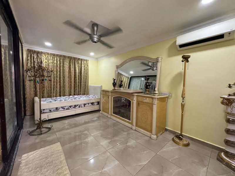 Rumah Berkembar untuk Dijual di Sri Hartamas (Kuala Lumpur) - Ishak Ramli - Bedroom - PropertyGuru.com.my
