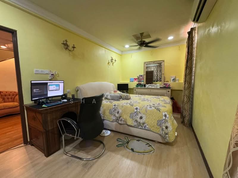Rumah Berkembar untuk Dijual di Sri Hartamas (Kuala Lumpur) - Ishak Ramli - Bedroom - PropertyGuru.com.my