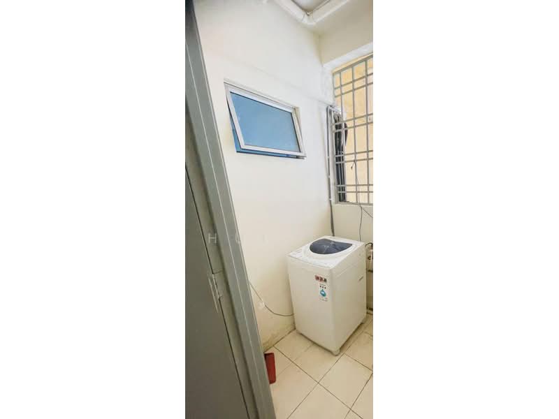 Kondominium untuk Disewa di Angkasa Condominiums - Hui Qi - Balcony - PropertyGuru.com.my