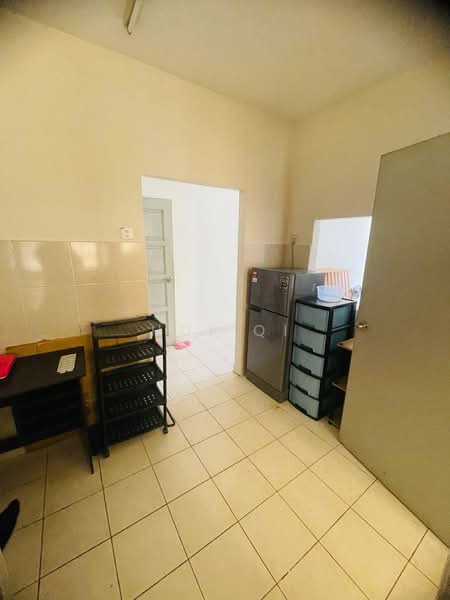 Kondominium untuk Disewa di Angkasa Condominiums - Hui Qi - Kitchen - PropertyGuru.com.my