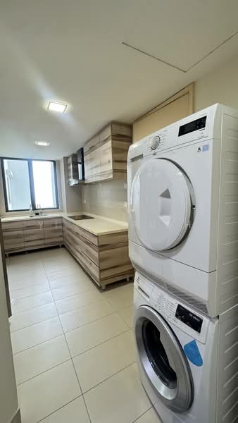 Kondominium untuk Dijual di The Straits View Condominium - Yi En Puah - Kitchen - PropertyGuru.com.my