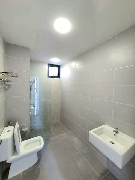 Kondominium untuk Disewa di Golden Triangle 2 - Pamela Yeap - Bathroom - PropertyGuru.com.my
