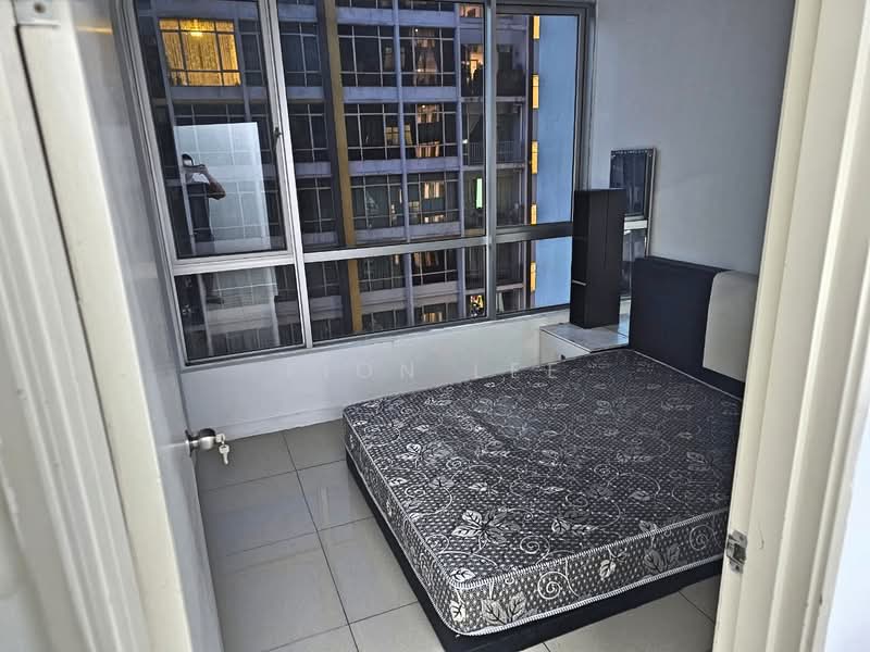 Kediaman Servis untuk Dijual di Greenfield Regency - Fion Lee - Bedroom - PropertyGuru.com.my