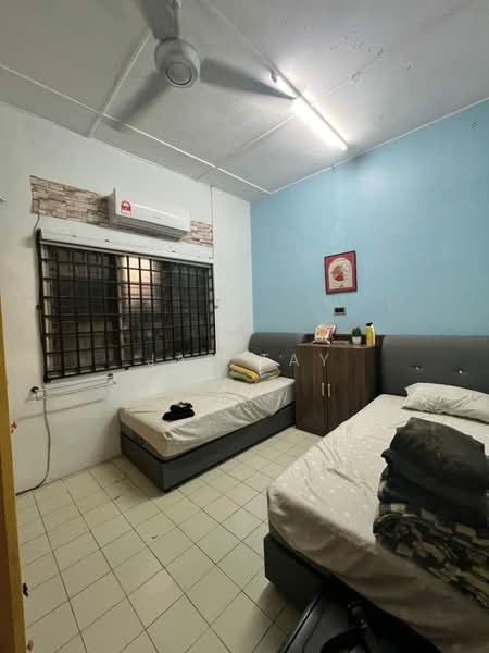 1-storey Terraced House for Sale in Plentong (Johor) - Jas Tay - Bedroom - PropertyGuru.com.my