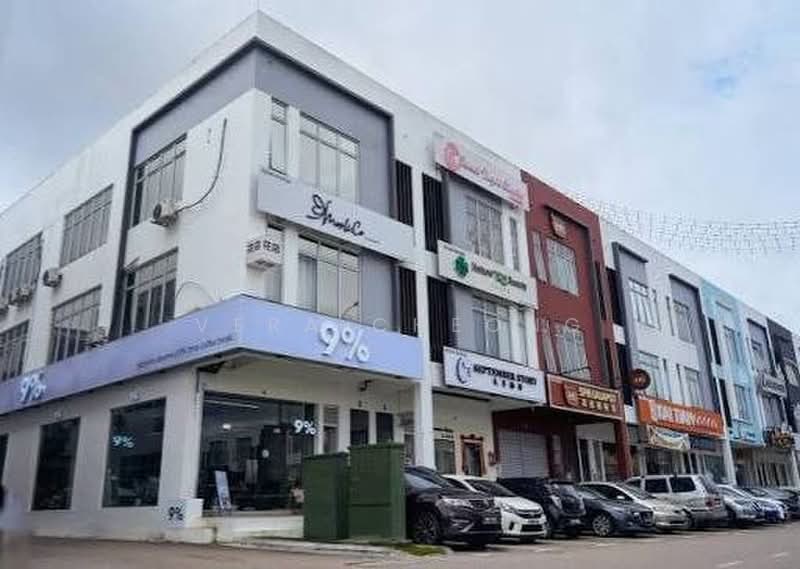 Shop / Office for Rent in Austin Crest (Johor Bahru) - Vera Cheong - Exterior - PropertyGuru.com.my