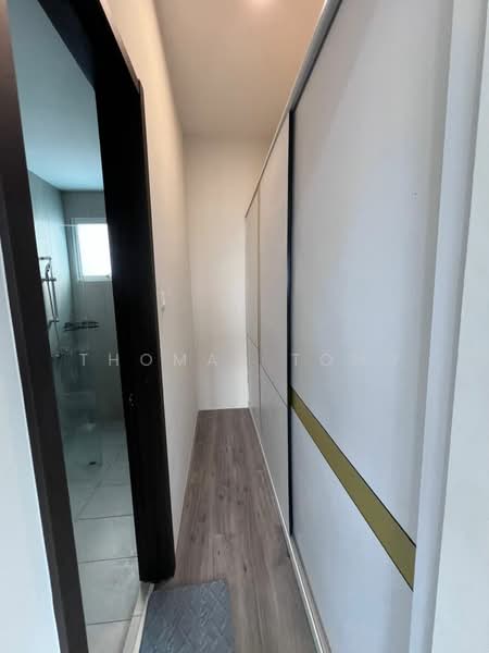 Kondominium untuk Disewa di Liberty Grove - Thomas Tong - Corridor - PropertyGuru.com.my