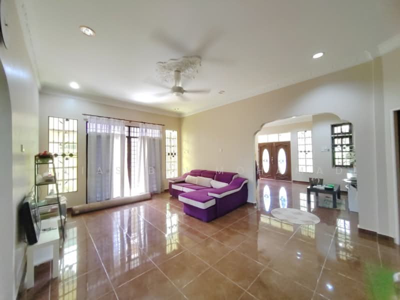 Bungalow House for Sale in Kampung Surau Hj. Mat Zin (Bukit Payung) - Alias Bin Mohamad - PropertyGuru.com.my