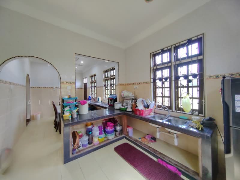 Bungalow House for Sale in Kampung Surau Hj. Mat Zin (Bukit Payung) - Alias Bin Mohamad - PropertyGuru.com.my
