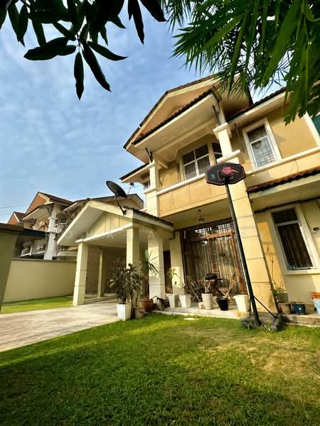 Semi-Detached House for Sale in Alam Suria (Puncak Alam) - Rohana Ishak - Exterior - PropertyGuru.com.my