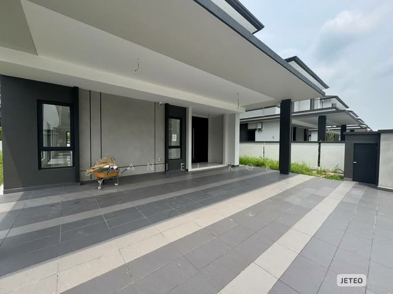 Rumah Berkembar untuk Dijual di Bandar Tropicana Aman (Telok Panglima Garang) - Daniel Kok - Exterior - PropertyGuru.com.my