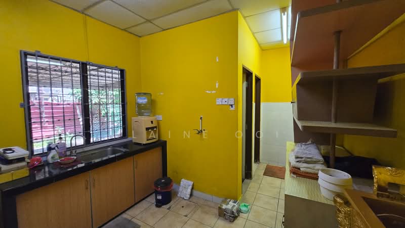 Shop / Office for Sale in George Town (Penang) - Elaine Ooi - Kitchen - PropertyGuru.com.my