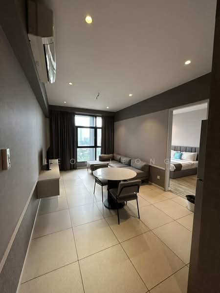 Kediaman Servis untuk Disewa di Millerz Square Serviced Residence - Leon Leong - Living Room - PropertyGuru.com.my