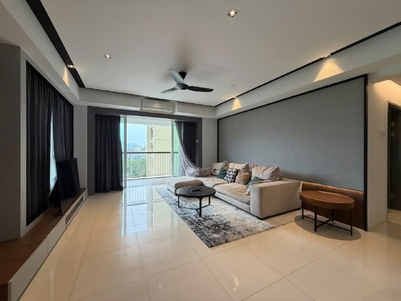 Kondominium untuk Dijual di Platino Condominium - Siang . - Living Room - PropertyGuru.com.my