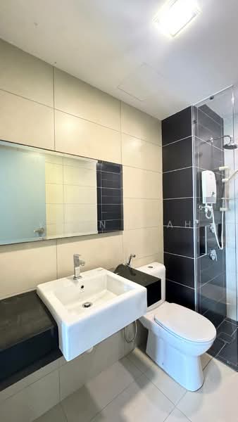 Servis Apartment untuk Dijual di Tropez Residences - Yi En Puah - Bathroom - PropertyGuru.com.my