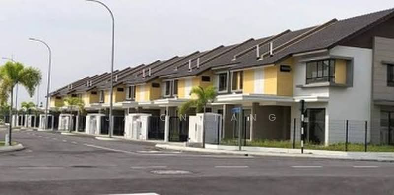 Rumah Teres 2-Tingkat untuk Dijual di Bandar Mahkota Banting (Tanjong Duabelas) - Jason Tang - Exterior - PropertyGuru.com.my