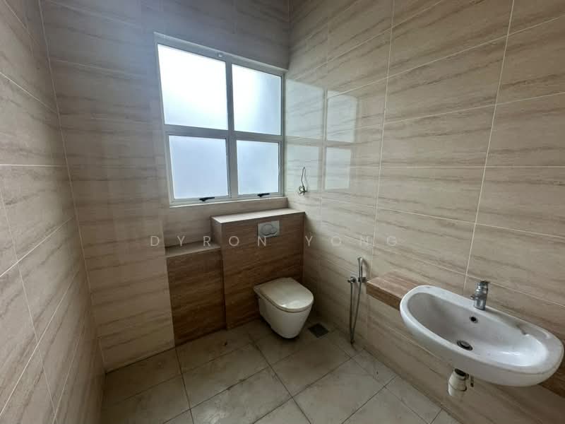 Bungalow for Sale in Taman Midah (Cheras) - Dyron Yong - Bathroom - PropertyGuru.com.my