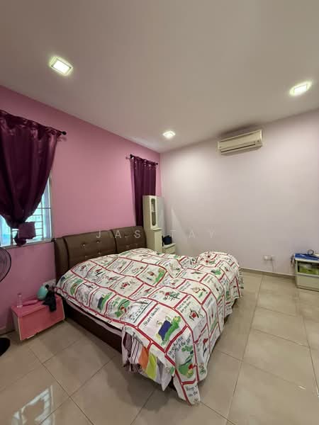 2-storey Terraced House for Sale in Taman Nusa Sentral (Iskandar Puteri (Nusajaya)) - Jas Tay - Bedroom - PropertyGuru.com.my