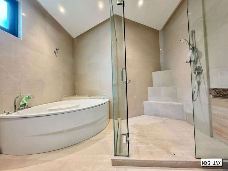 Bungalow for Sale in Kota Kemuning (Shah Alam) - Cassey Lim - Bathroom - PropertyGuru.com.my