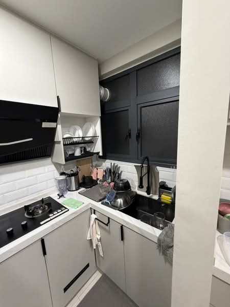 Kondominium untuk Dijual di EdgeWood Residences @ SkySanctuary - Yanny Siow - Kitchen - PropertyGuru.com.my