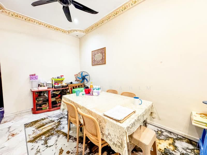 Townhouse for Sale in Taman Melati (Setapak) - Azli Ibrahim - Dining Room - PropertyGuru.com.my
