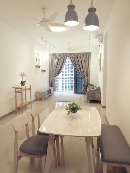Servis Apartment untuk Dijual di United Point (Residensi Berpadu) - Mandy Liew - Living Room - PropertyGuru.com.my