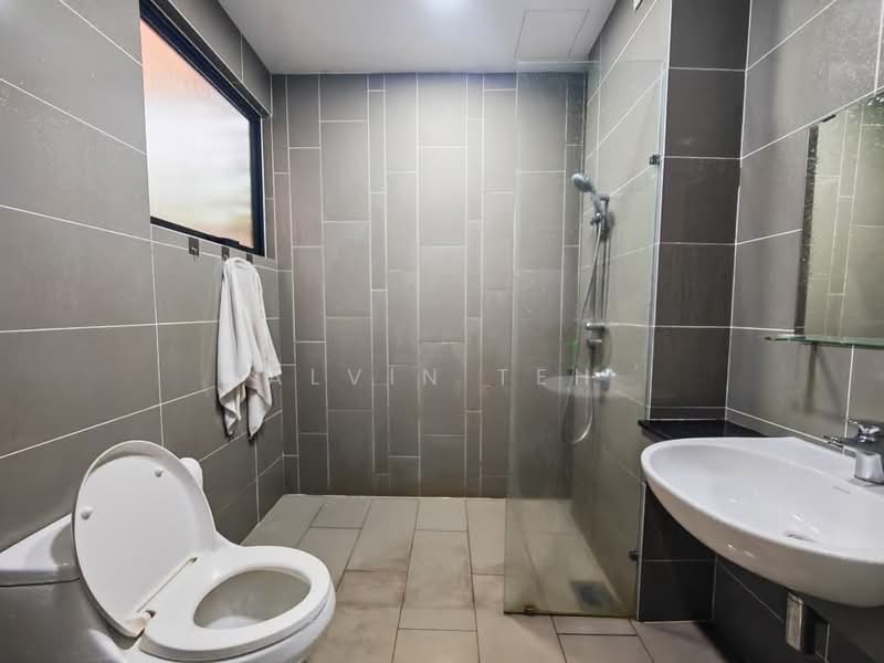 3-storey Terraced House for Rent in Puchong (Selangor) - Alvin Teh - Bathroom - PropertyGuru.com.my