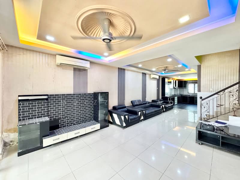 Rumah Teres 3-Tingkat untuk Dijual di Sentosa Villa (Kajang) - Muizz Razak - PropertyGuru.com.my