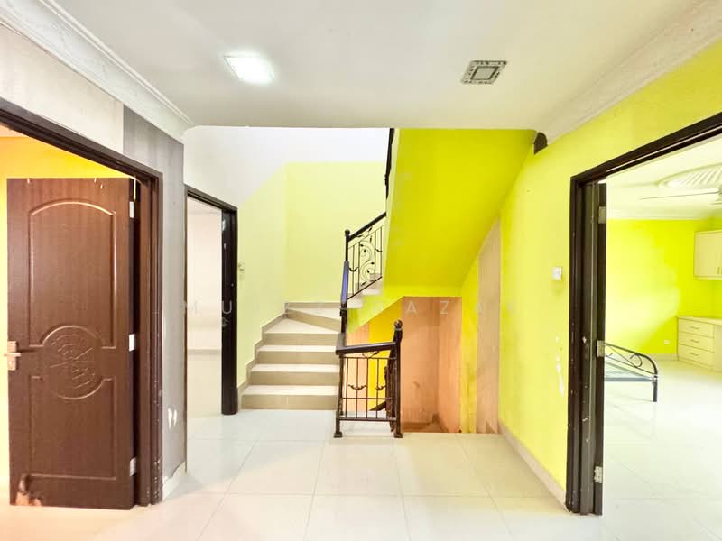 Rumah Teres 3-Tingkat untuk Dijual di Sentosa Villa (Kajang) - Muizz Razak - PropertyGuru.com.my