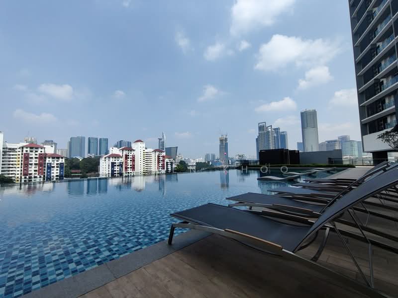 Kondominium untuk Dijual di Lunar Seputeh - Darren Khoo - Pool - PropertyGuru.com.my
