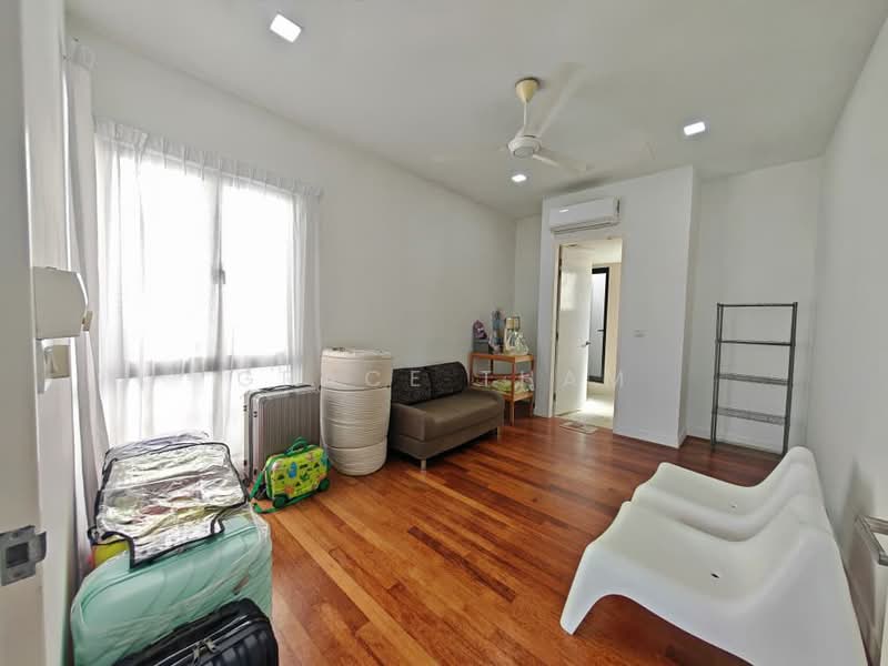 3-storey Terraced House for Rent in 16 Sierra (Puchong) - Grace Tham - Living Room - PropertyGuru.com.my
