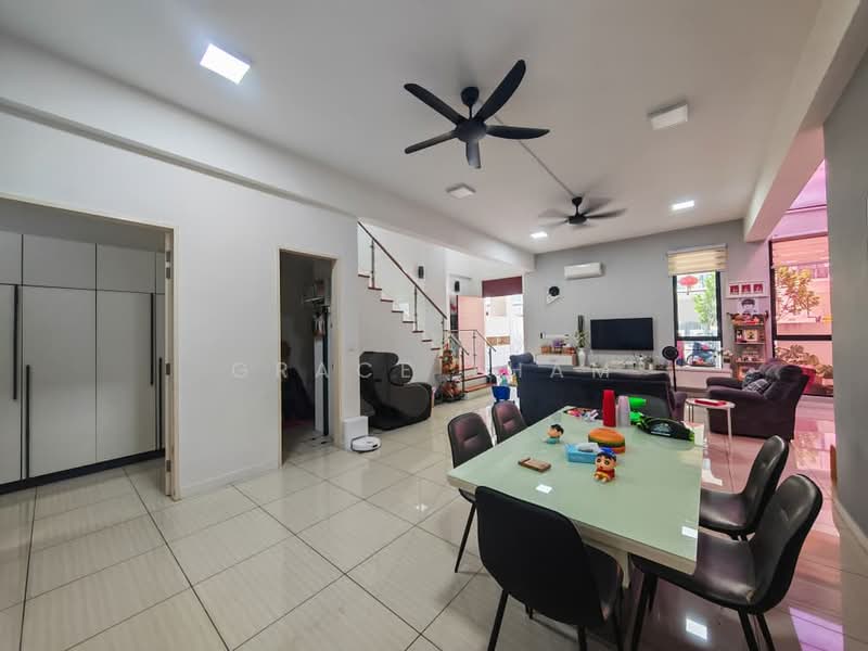 3-storey Terraced House for Rent in 16 Sierra (Puchong) - Grace Tham - Living Room - PropertyGuru.com.my