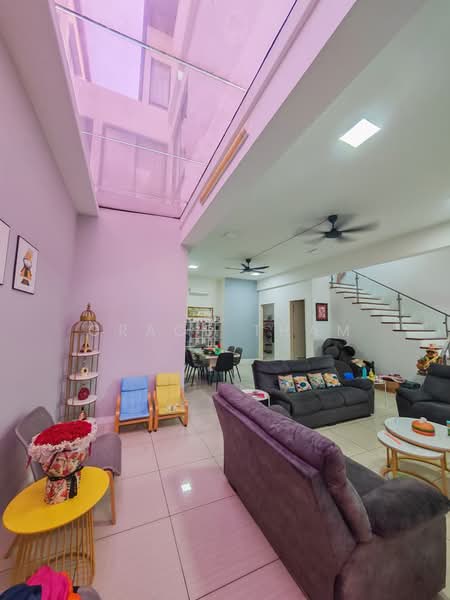 3-storey Terraced House for Rent in 16 Sierra (Puchong) - Grace Tham - Living Room - PropertyGuru.com.my
