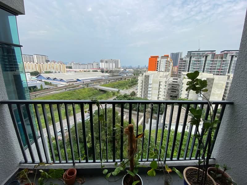 Servis Apartment untuk Disewa di AraTre' Residences - Alvis Chong - Balcony - PropertyGuru.com.my