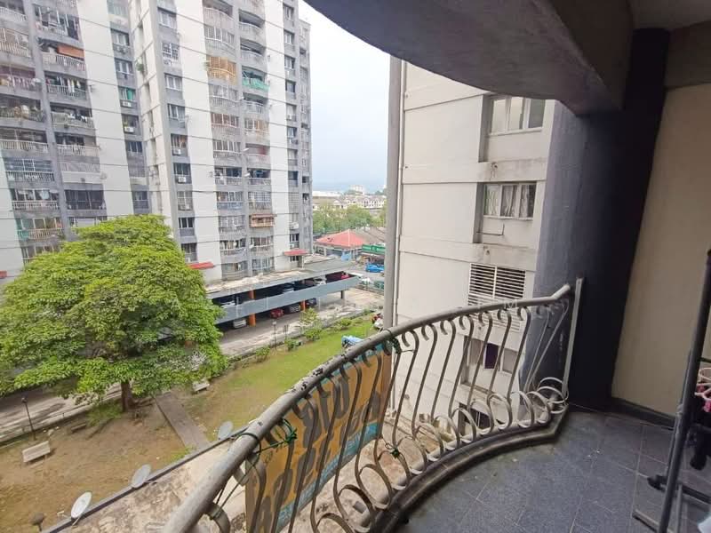 Pangsapuri untuk Dijual di Grandeur Tower - Azli Ibrahim - Balcony - PropertyGuru.com.my