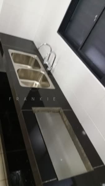 Kondominium untuk Disewa di Selayang 18 - Frankie Sing - Kitchen - PropertyGuru.com.my
