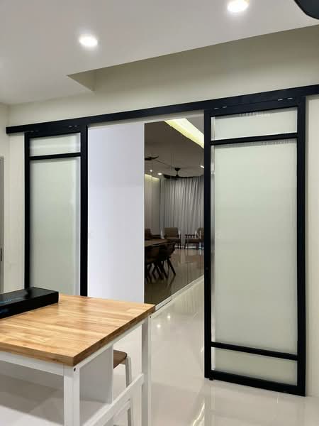 Servis Apartment untuk Disewa di Sapphire Paradigm - Key Ling - Interior - PropertyGuru.com.my