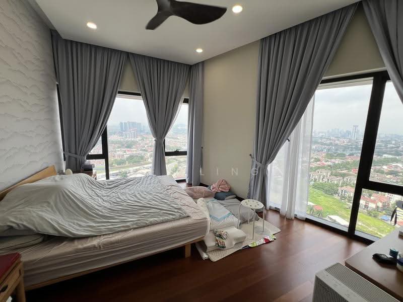 Service Residence for Rent at Sapphire Paradigm - Key Ling - Bedroom - PropertyGuru.com.my