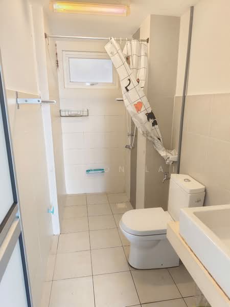 Condominium for Rent at First Residence (Residensi Unggul) - Jinson Lai - Bathroom - PropertyGuru.com.my