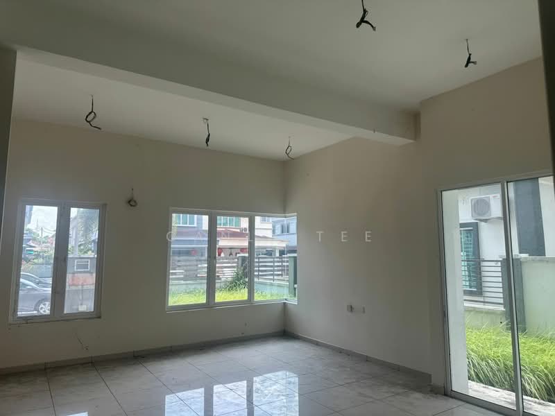 Bungalow House for Sale in Taman Saujana (Klang) - Canly Tee - Living Room - PropertyGuru.com.my