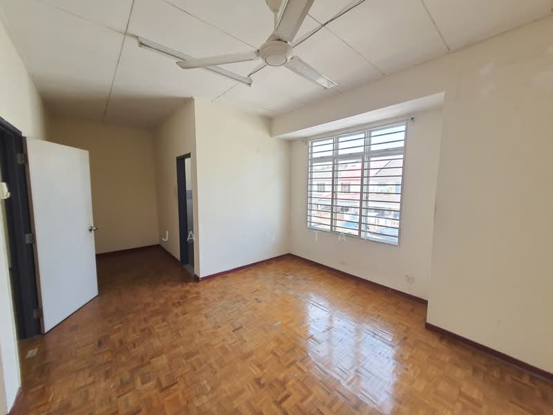 Rumah Teres 2 Tingkat untuk Dijual di Taman Puncak Jalil (Seri Kembangan) - Jason Tan - Interior - PropertyGuru.com.my