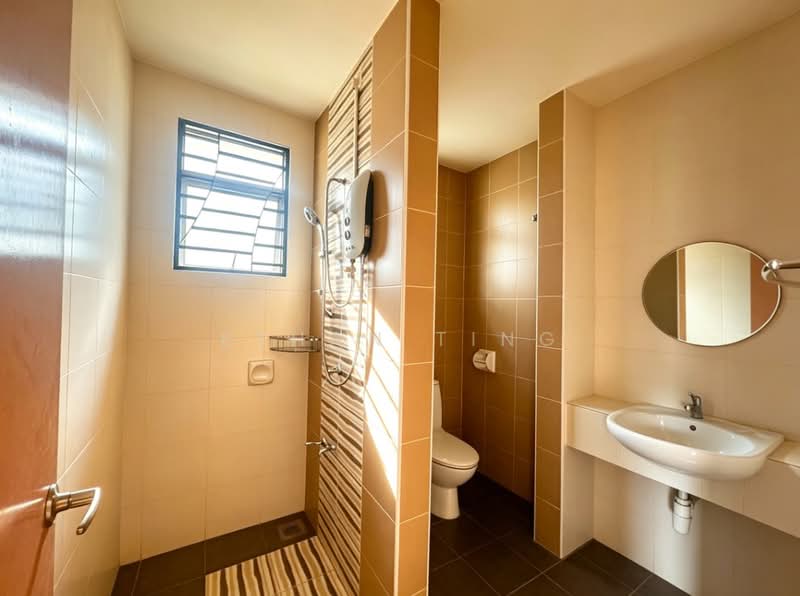 2-storey Terraced House for Sale in Denai Alam (Shah Alam) - Ethan Ting - Bathroom - PropertyGuru.com.my